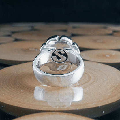 Stamm Hardware - Silver flowerring - Signet ring